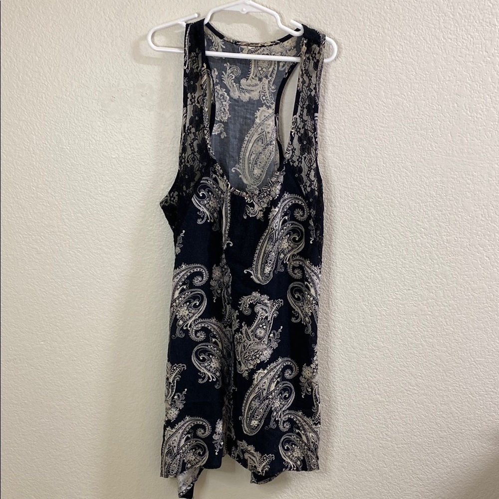 Paisley Print‎ Sleeveless Top